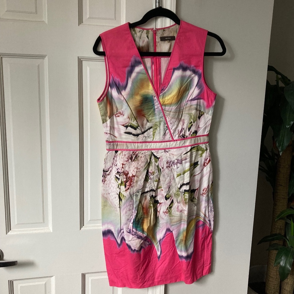 Vera Wang Pink Psychedelic Minidress - Size 42 (8)